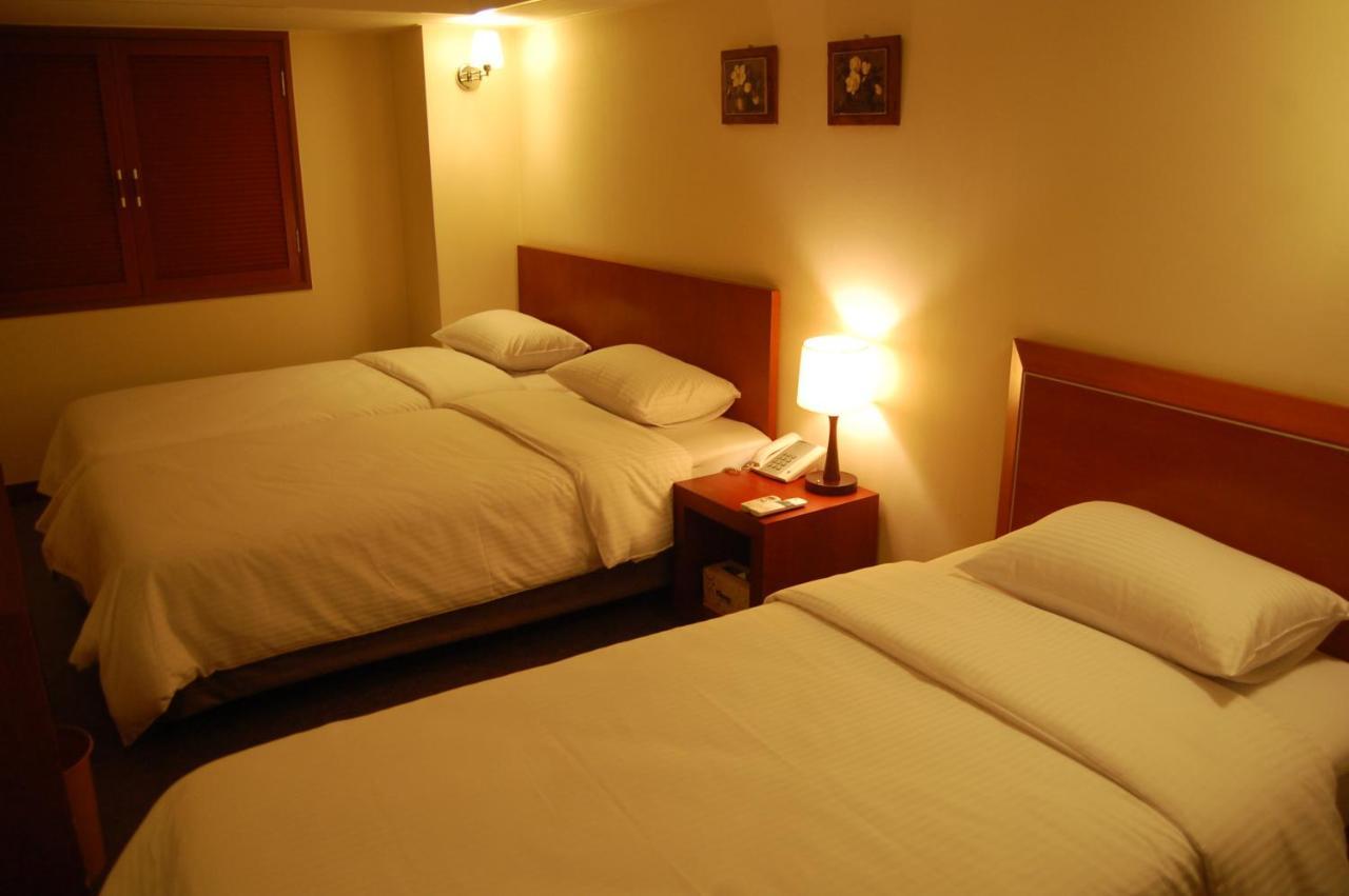 New Korea Hotel Seoul Bagian luar foto