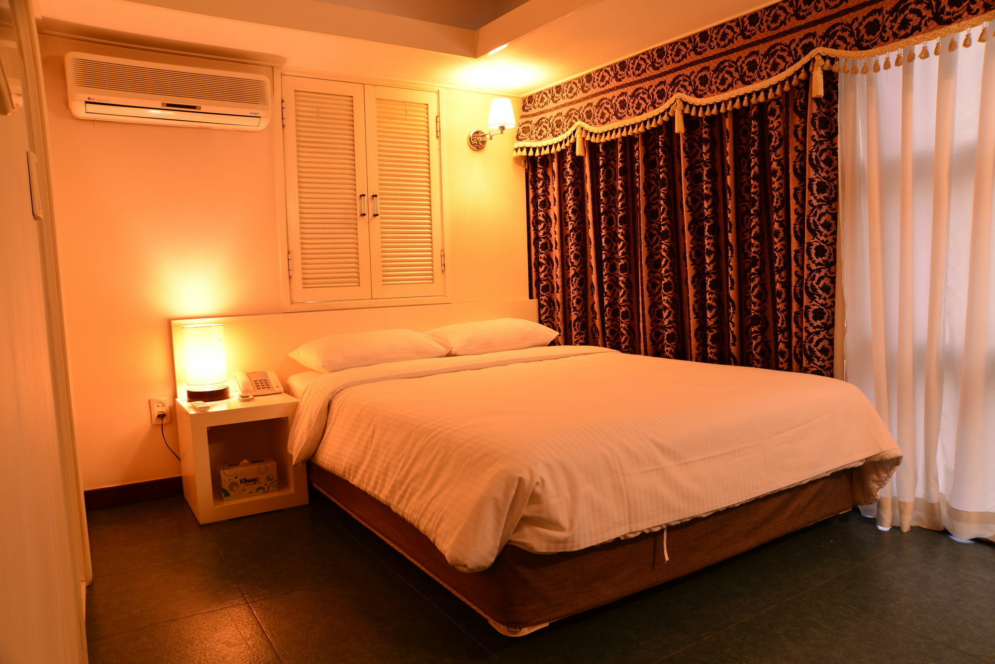 New Korea Hotel Seoul Bagian luar foto